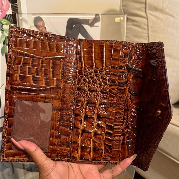Brahmin Veronica Wallet - Picture 8 of 8